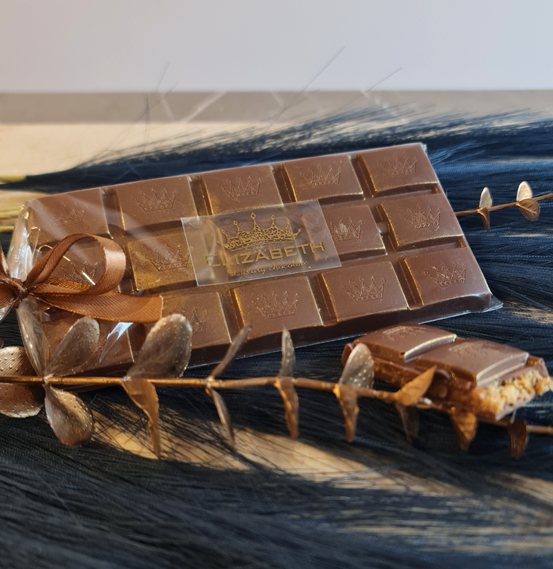 Вкуси магията на празниците с коледна шоколадова кутия