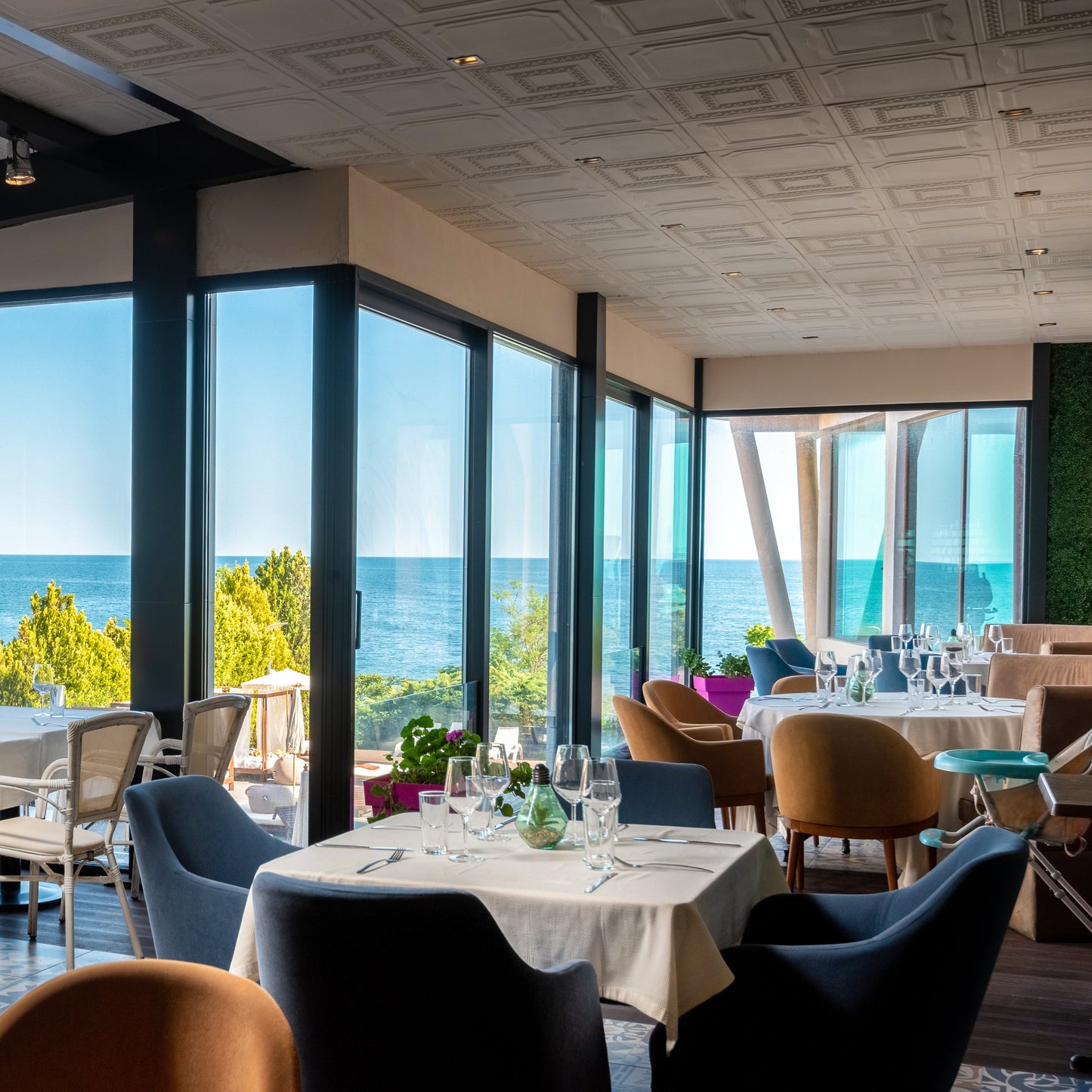 Уикенд ултра ALL inclusive почивка за двама в Гранд Хотел Св. Влас