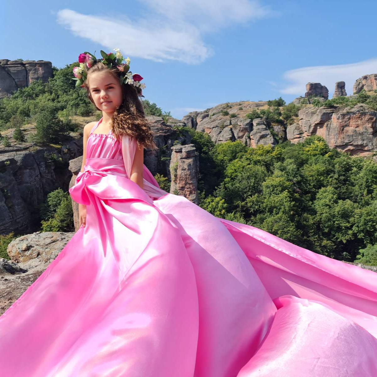 Flying dress фотосесия на Белоградчишките скали