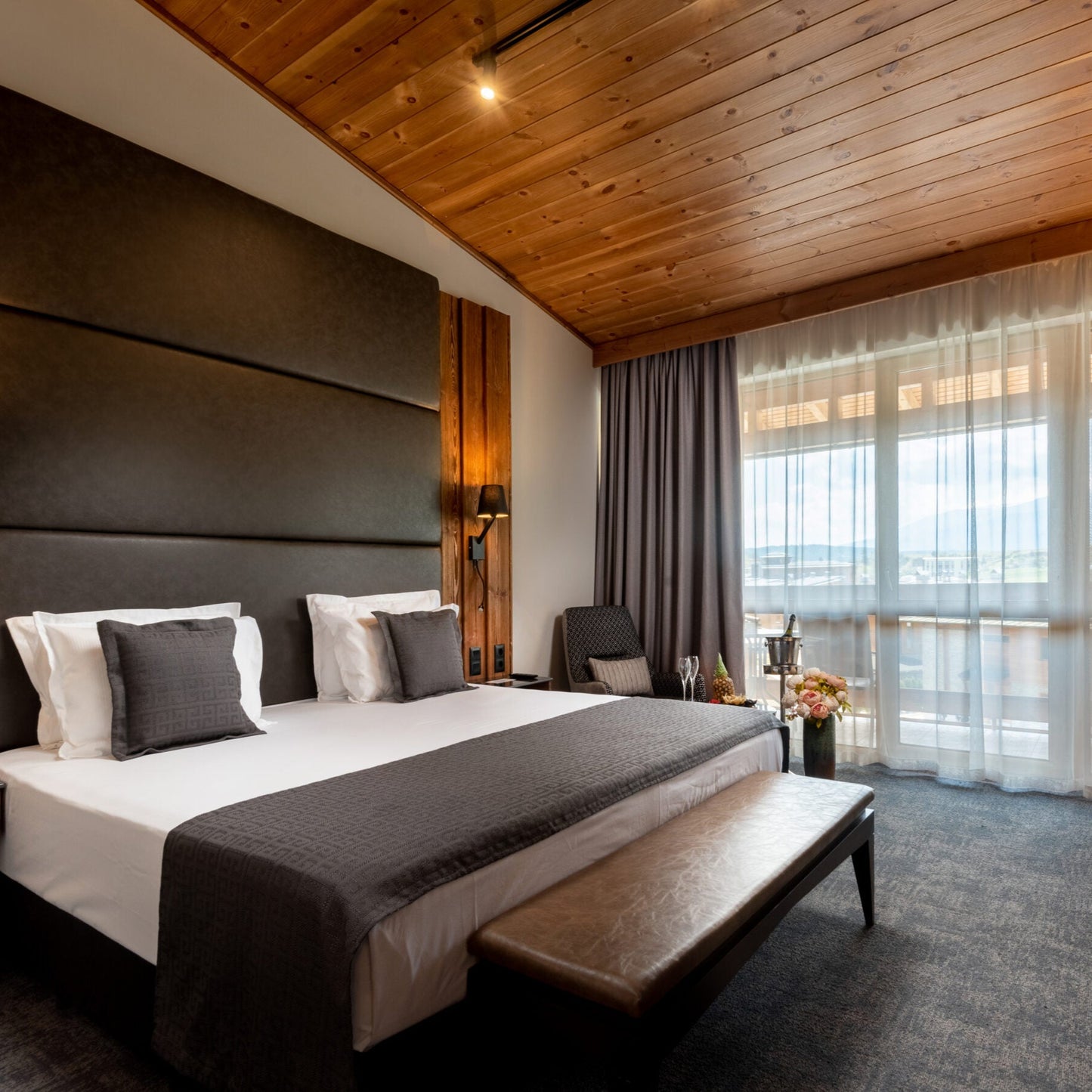 Луксозна стая в Grand Hotel Therme