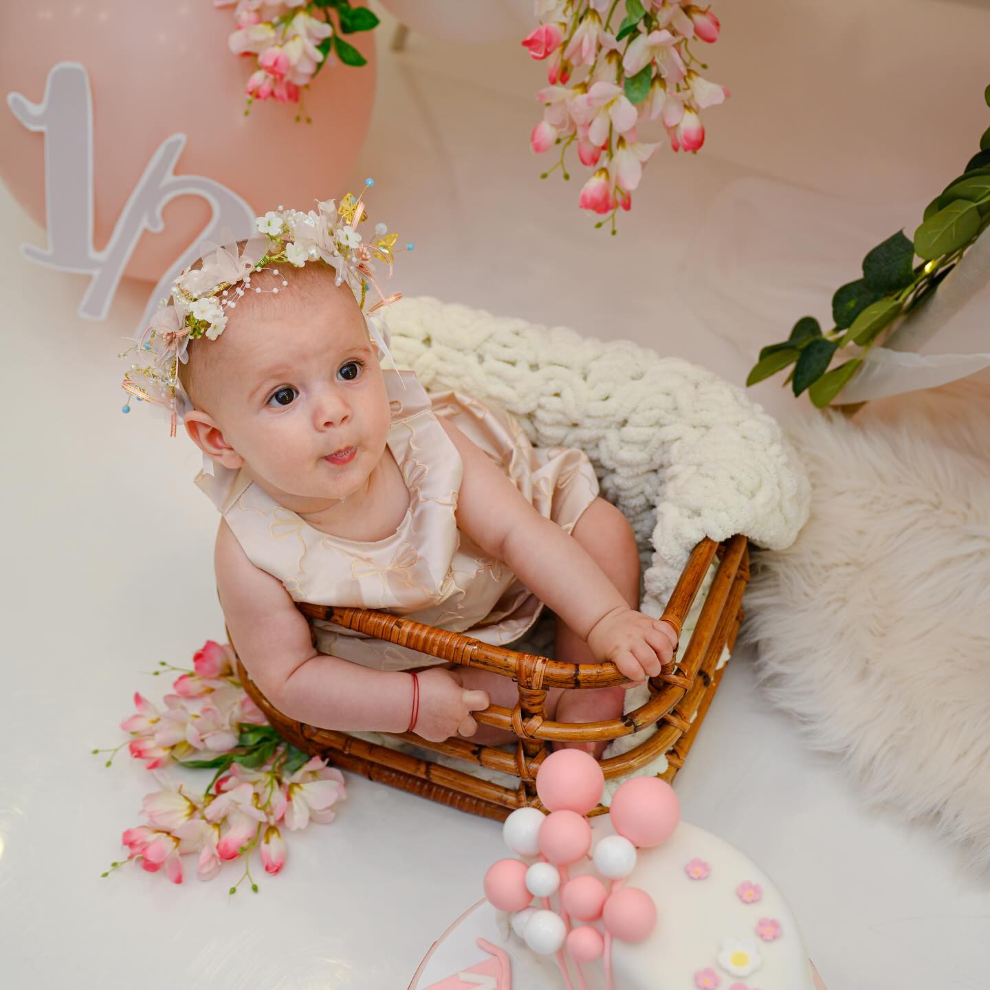 Тематична празнична фотосесия – спомени, облечени в настроение