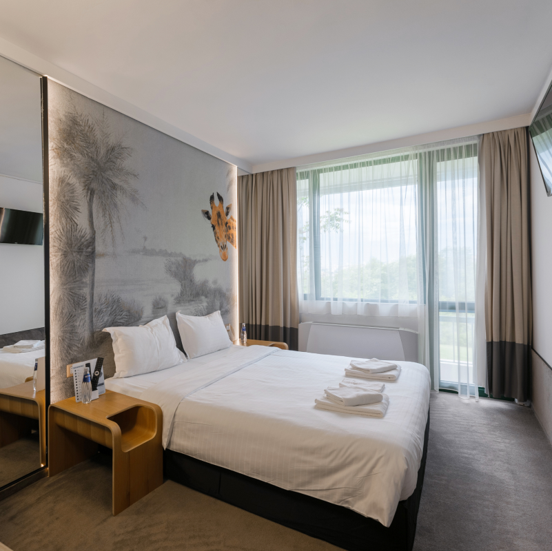 Почивка сред красотата на природата в Парк Хотел RAYA Garden!