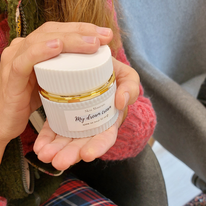 Козметична работилница за персонален крем за лице