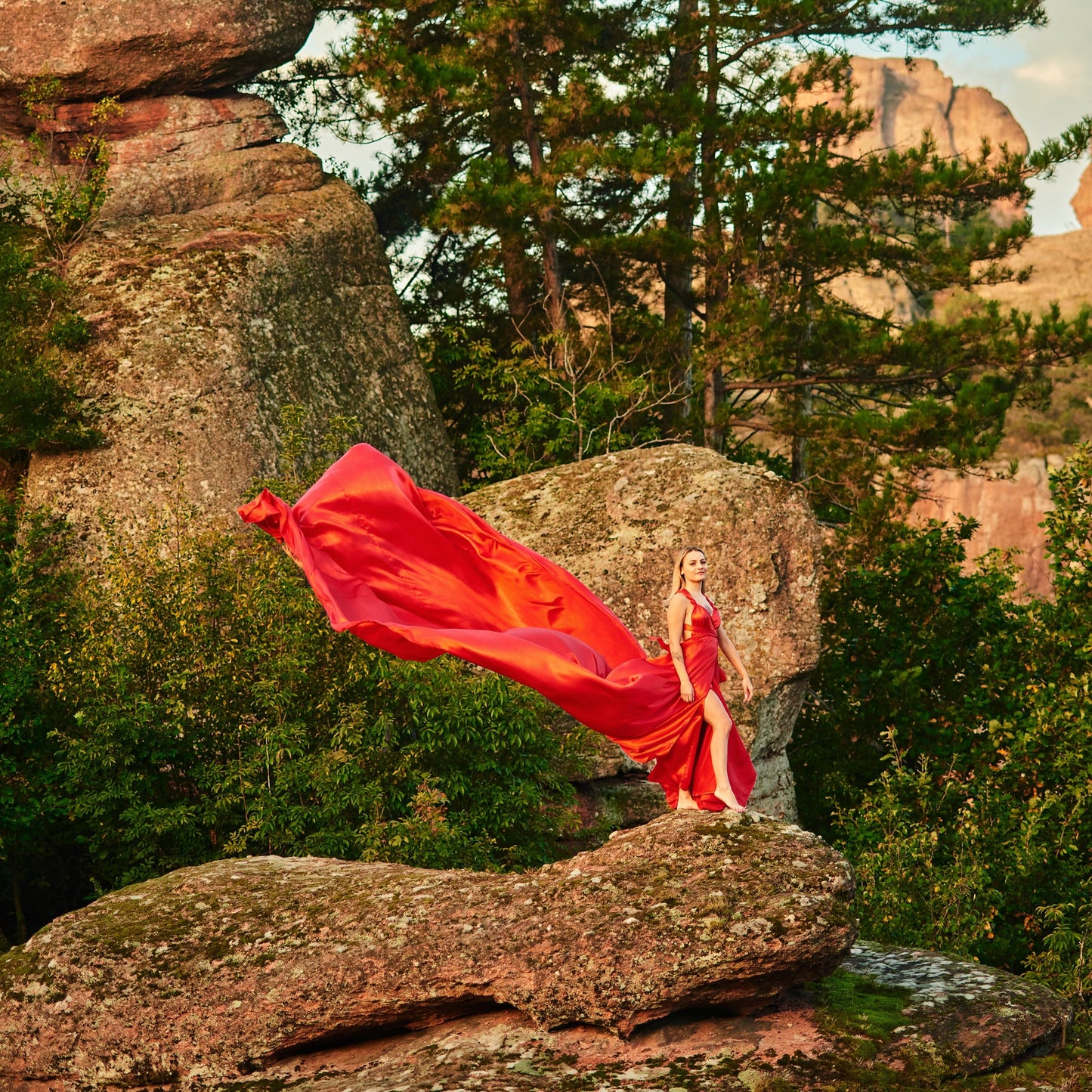 Flying dress фотосесия на Белоградчишките скали