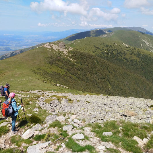 Открий красотата на България! Планински преход до връх Вежен, хижа Бенковски и Братанишки уши