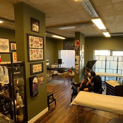 Ваучер за татуировка с персонален дизайн