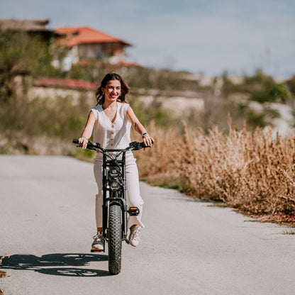 Разходка с електрически велосипед във Велико Търново