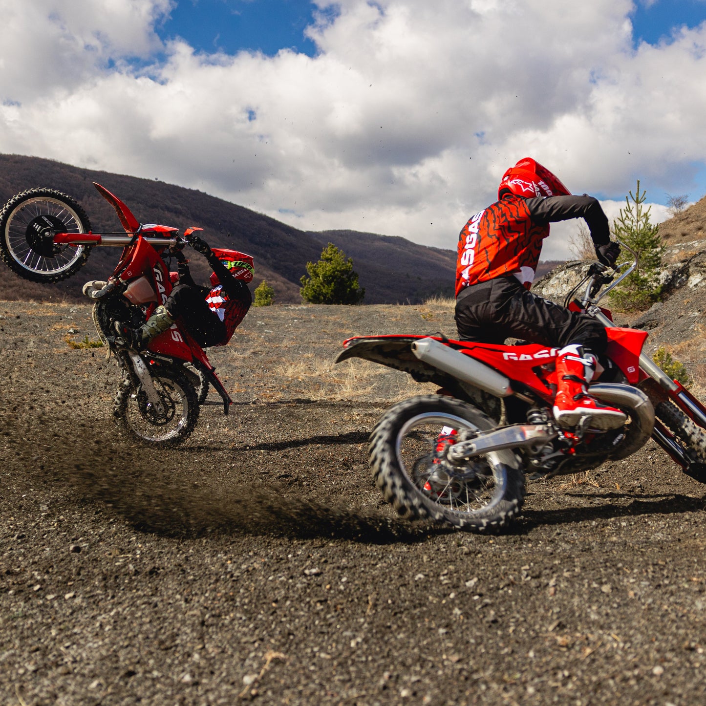 Целодневно офроуд приключение с ендуро мотор. Петрохан