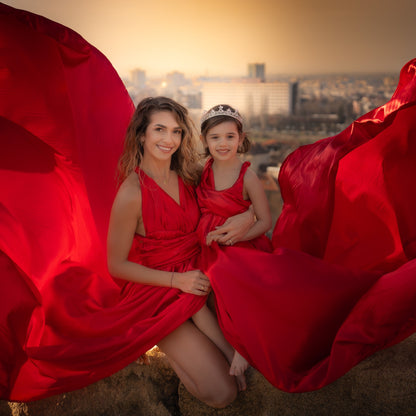 Приказна Flying Dress фотосесия в сърцето на Пловдив