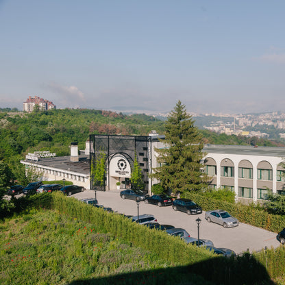 Почивка за двама в парк хотел RAYA Garden с приключение по избор 