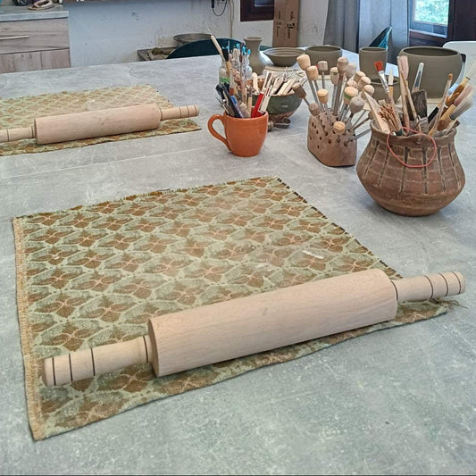 Работилница за художествена керамика във Велико Търново. 