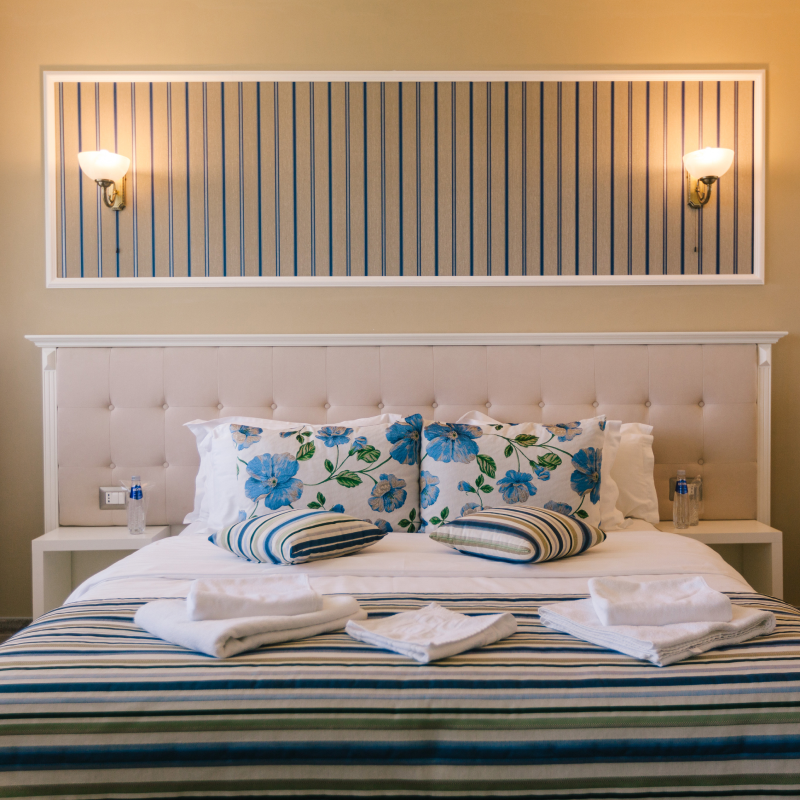 Почивка за двама в парк хотел RAYA Garden с приключение по избор 