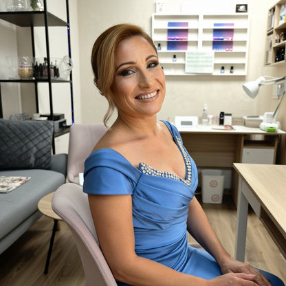 Бляскаво изживяване и луксозна визия с професионален грим