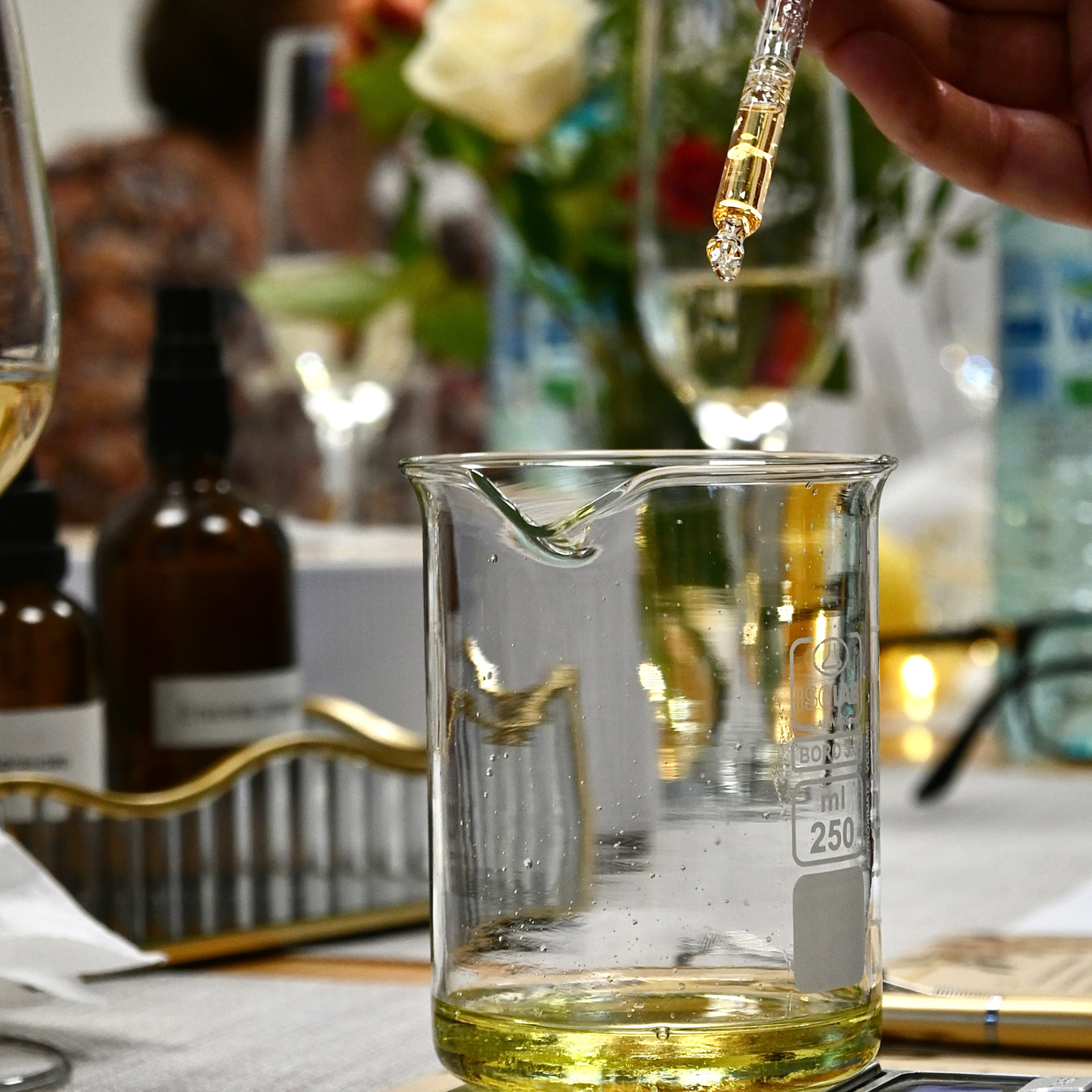 Козметична работилница. Направи свой персонализиран супер серум за лице.