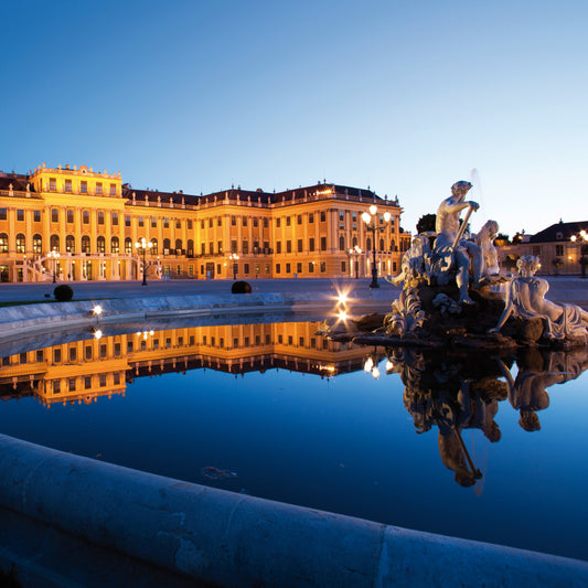 Виена в целия й блясък. 2 дни за двама, 4-звезден хотел с посещение, концерт и вечеря в замък