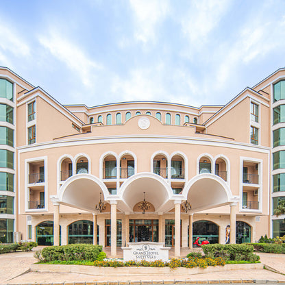 Ultra All inclusive лятна почивка за двама в Гранд Хотел Свети Влас 