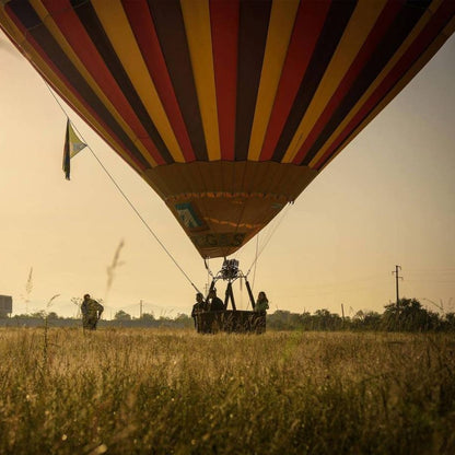 Издигни се във въздуха край София! 30 минути VIP свободен полет с  балон, плюс HD заснемане
